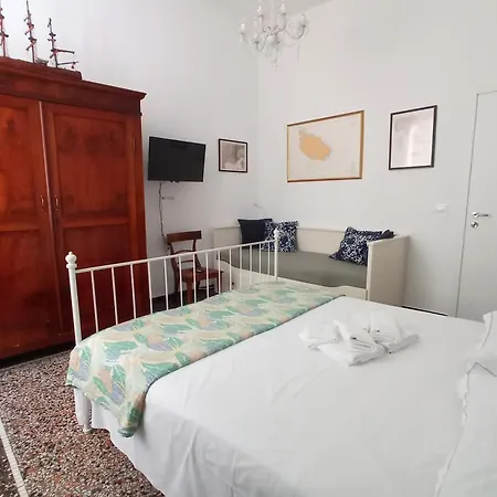 Casa Di Luca Apartment Genoa Room photo